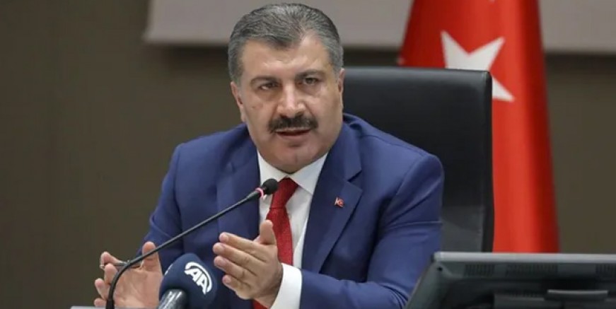 Bakan Fahrettin Koca ‘Hatalıyım özür dilerim’