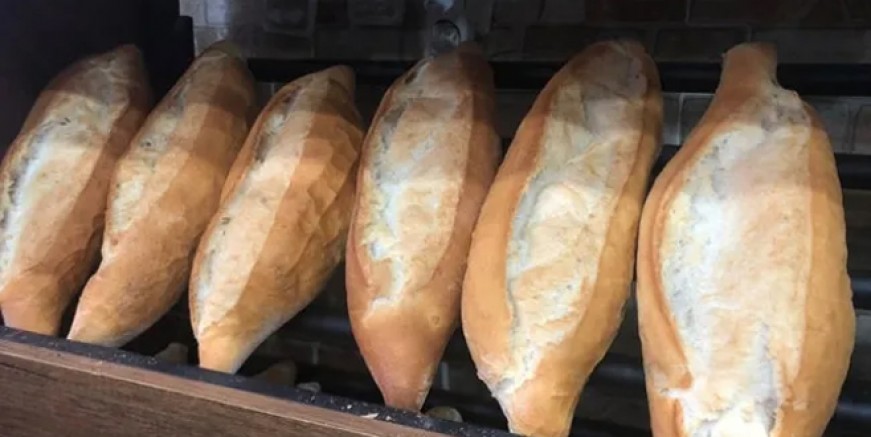 Fırıncılar bedava ekmek dağıtan İBB’yi şikayet etti