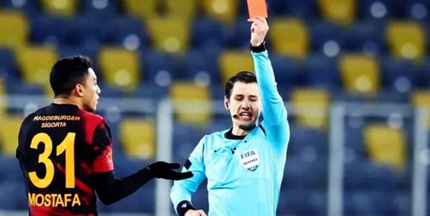 Galatasaray’da Mostafa Mohamed kızardı!