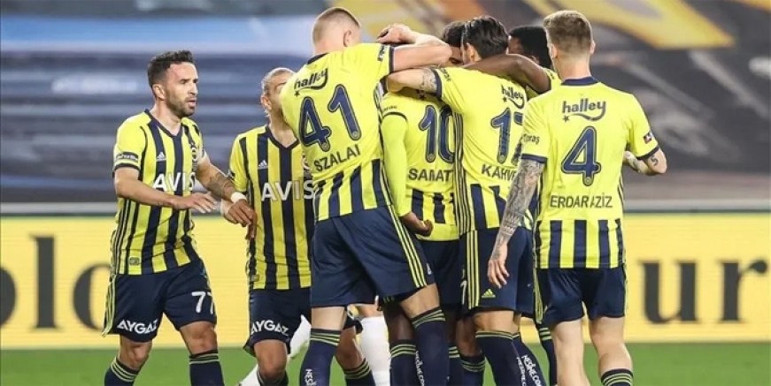 Fenerbahçe’de 10 ismin bileti kesildi