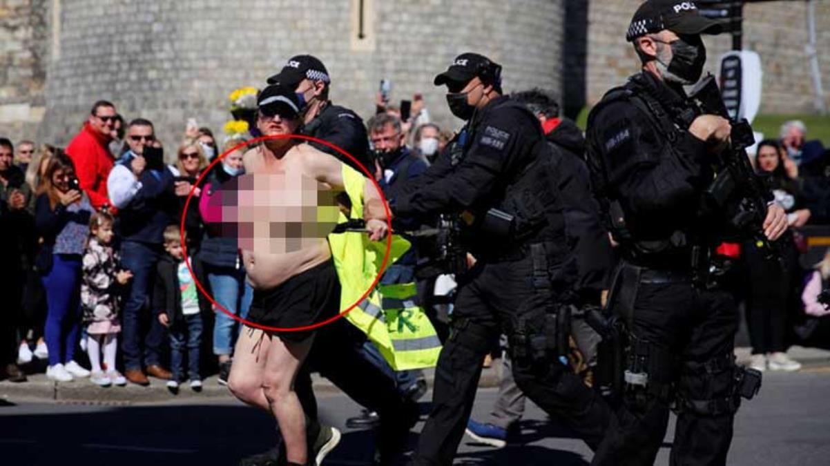 Prens Philip’in cenazesinde çıplak protesto!