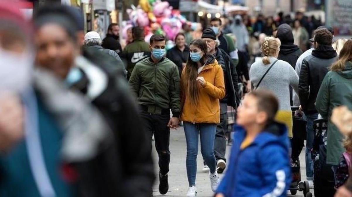 Koronavirüsün yeni türü ‘Üçlü mutasyon’ görüldü