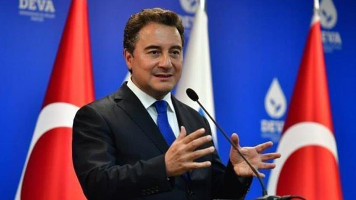 Ali Babacan, geçmişiyle ilgili özeleştiri yaptı