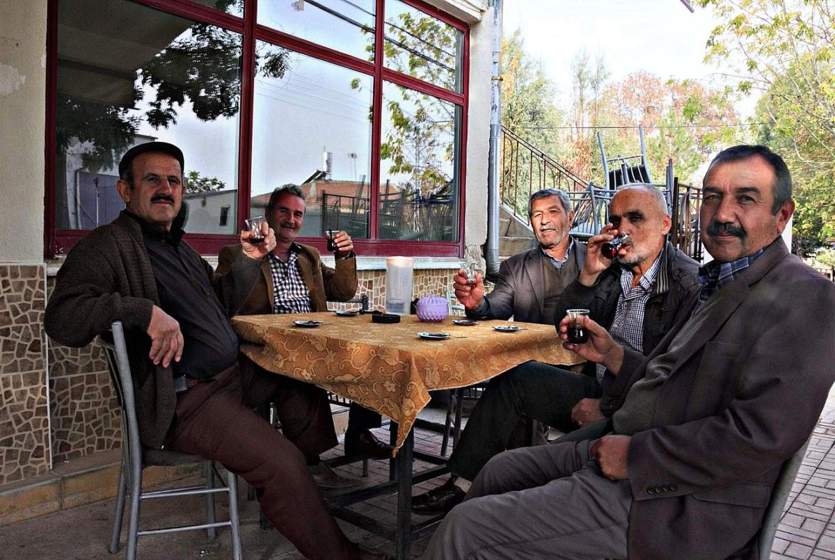 Kahvehanelerde oyunlar serbest mi, yasak mı?