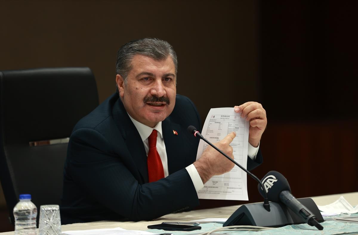 Vakaların 5 bine düşmesi Bakan Koca’ya gece yarısı tweet attırdı! Tam açılma mesajı gibi sözler