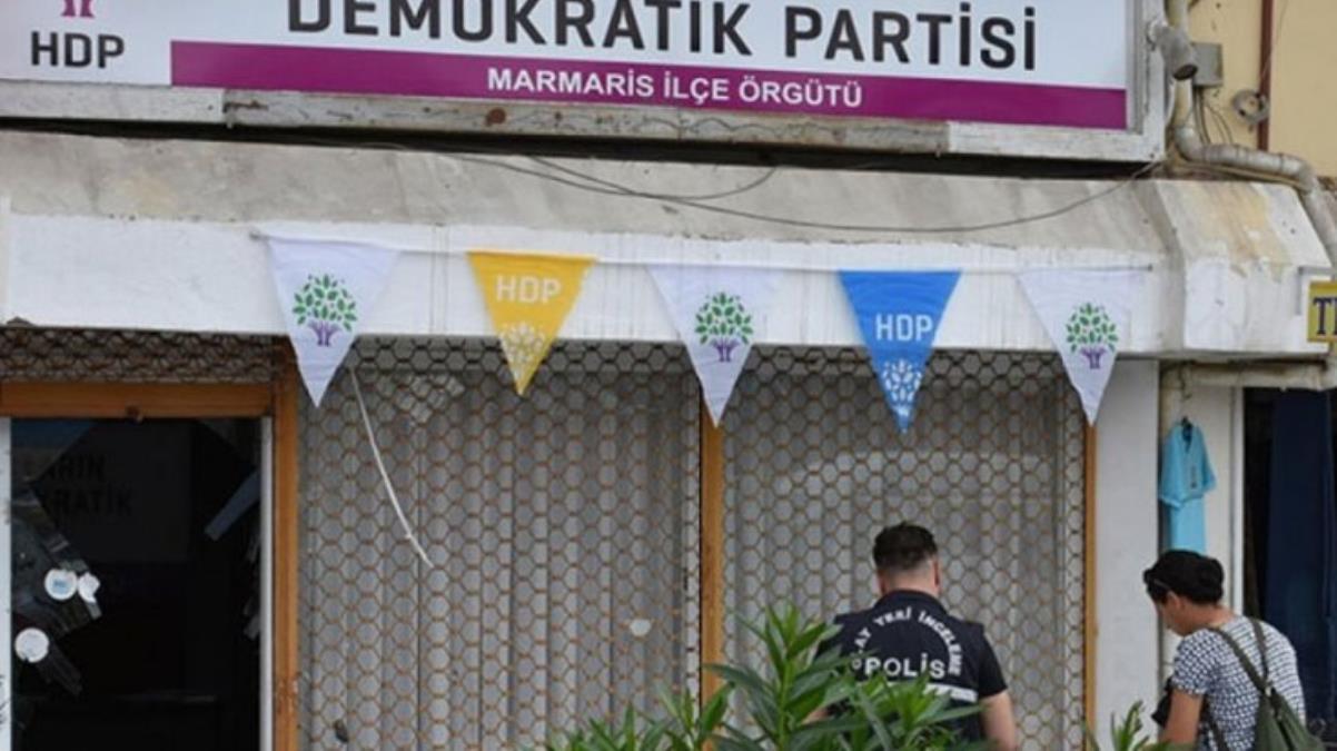 Marmaris’te HDP ilçe binasına saldırı!