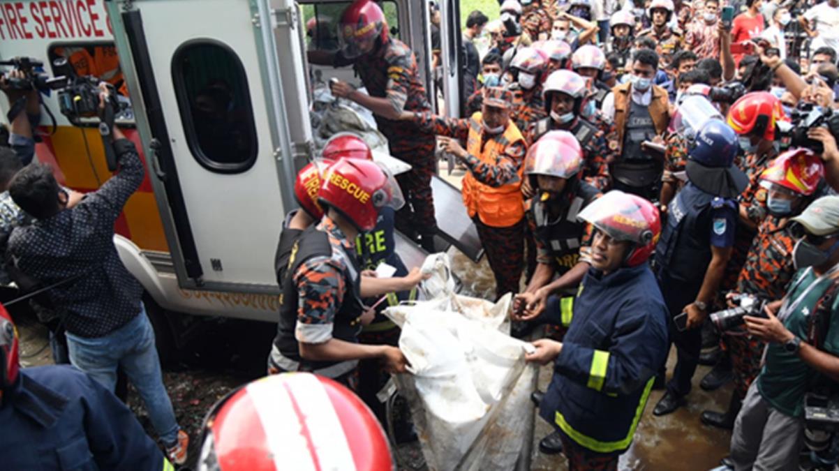 Bangladeş’te fabrika yangını! En az 50 ölü