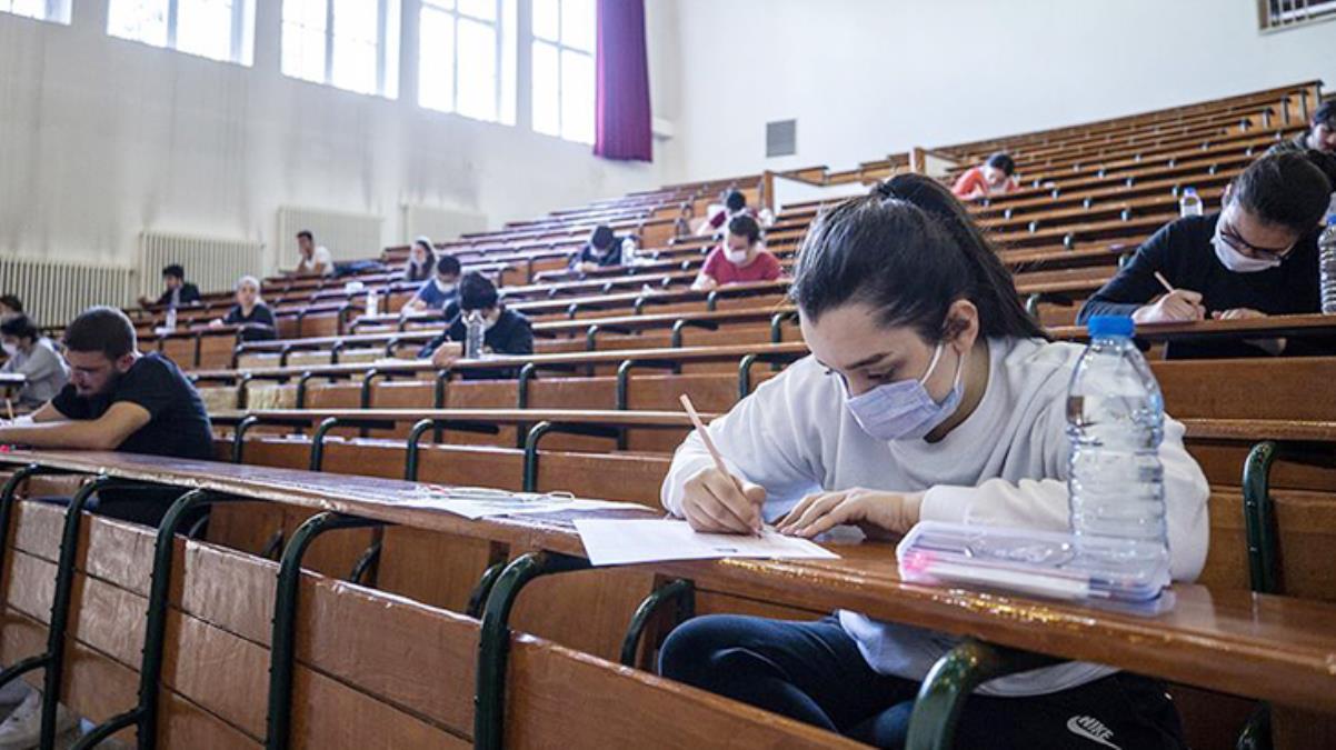 Üniversitelerde eğitimin yüzde 40’ı uzaktan olacak