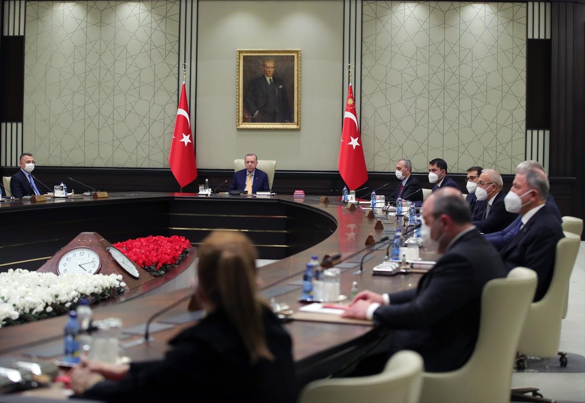 Tüm gözlerin çevrildiği Kabine toplanıyor!