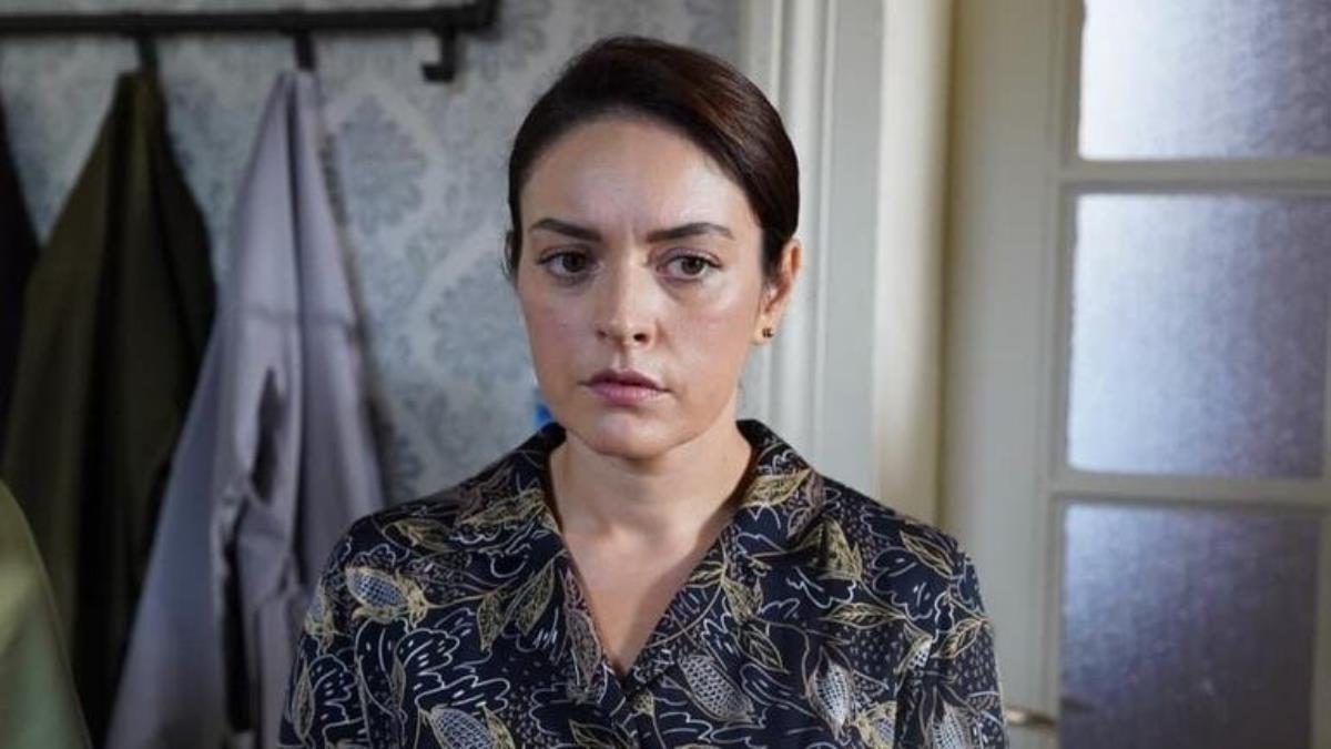 Ezgi Mola koronavirüse yakalandı