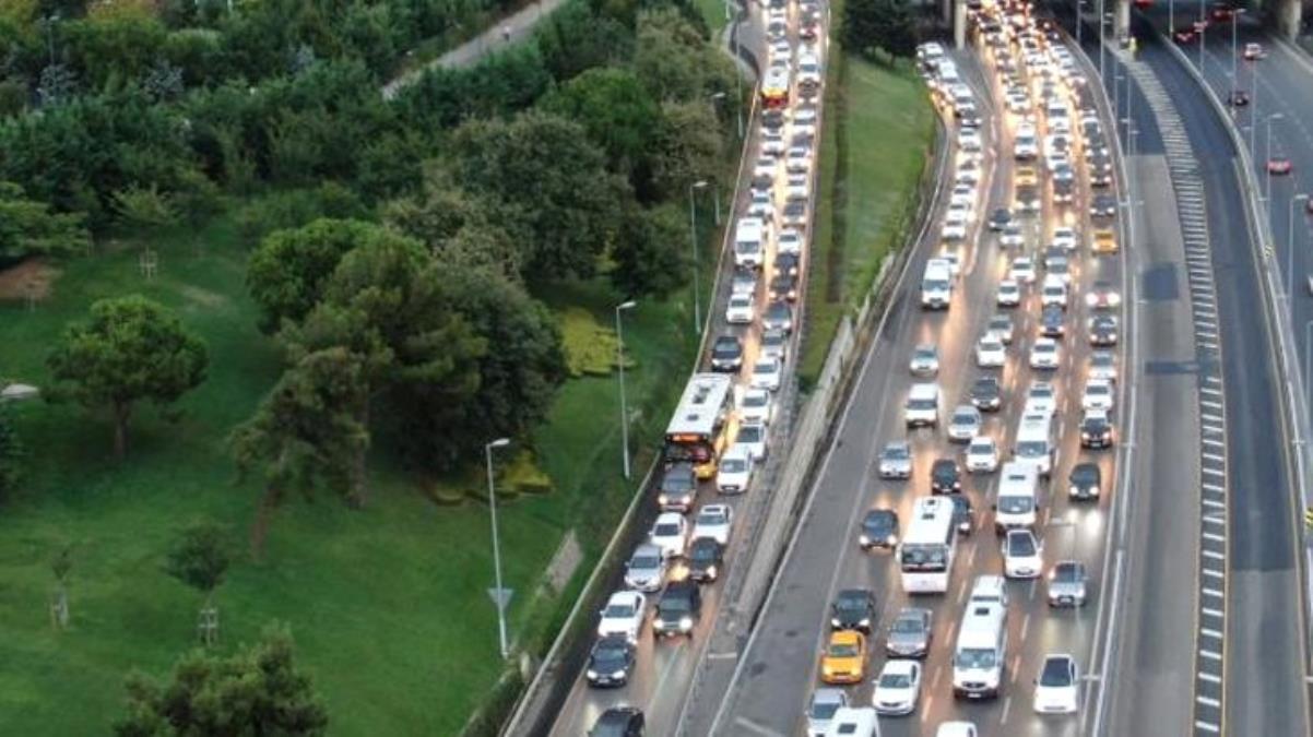 Okullar açıldı İstanbul’da çile tekrar başladı!