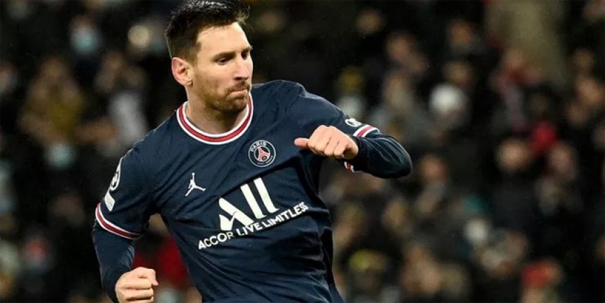 Lionel Messi tarihe geçti