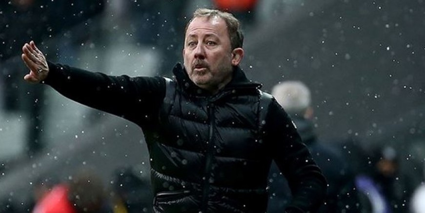 Sergen Yalçın istifasını verdi