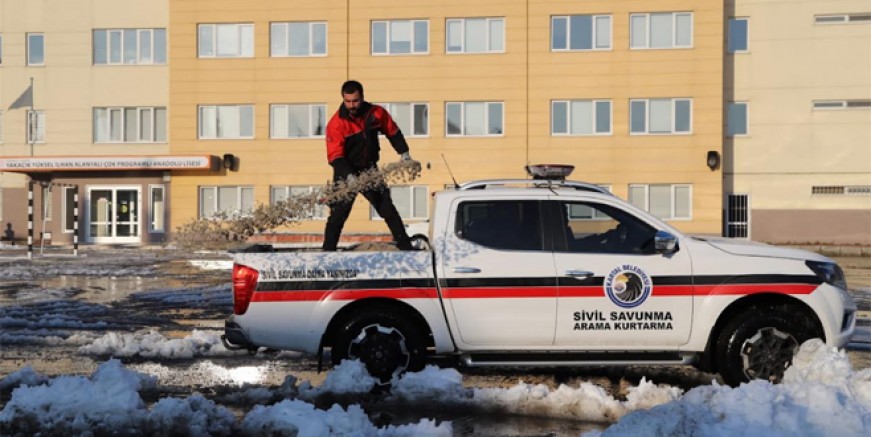 Kartal Belediyesi Aybar’da yoğun mesai harcadı