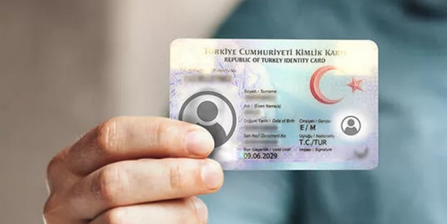 Ehliyet ve kimliklere kredi kartı özelliği geliyor