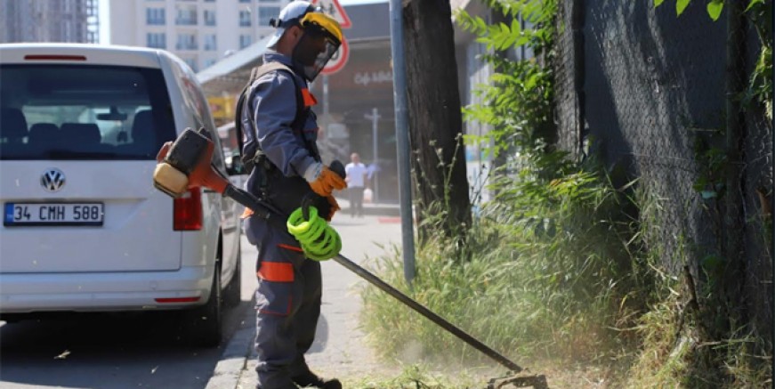 Kartal’da ‘Yabani Ot Temizliği’ seferberliği