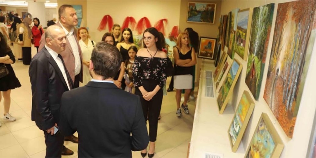 Hayal Dünyamın Renkleri görücüye çıktı