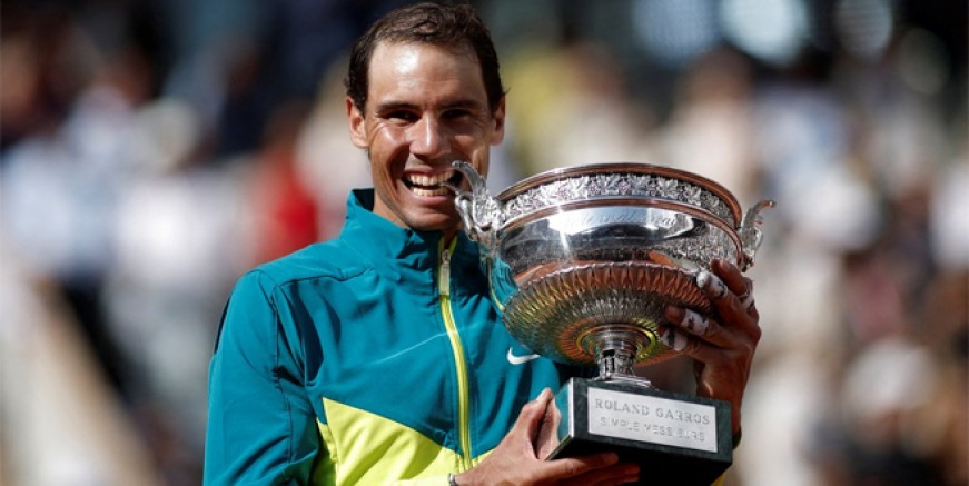 Rafael Nadal kortta servet kazandı