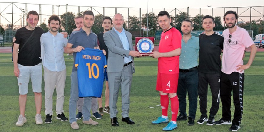 Adliye koridorlarından yeşil sahalara tatlı rekabet