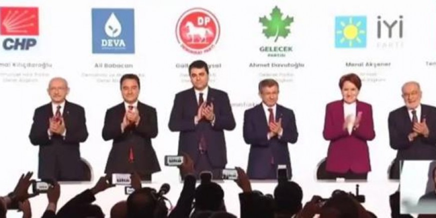 6’lı masa toplantısına damga vuran olay!