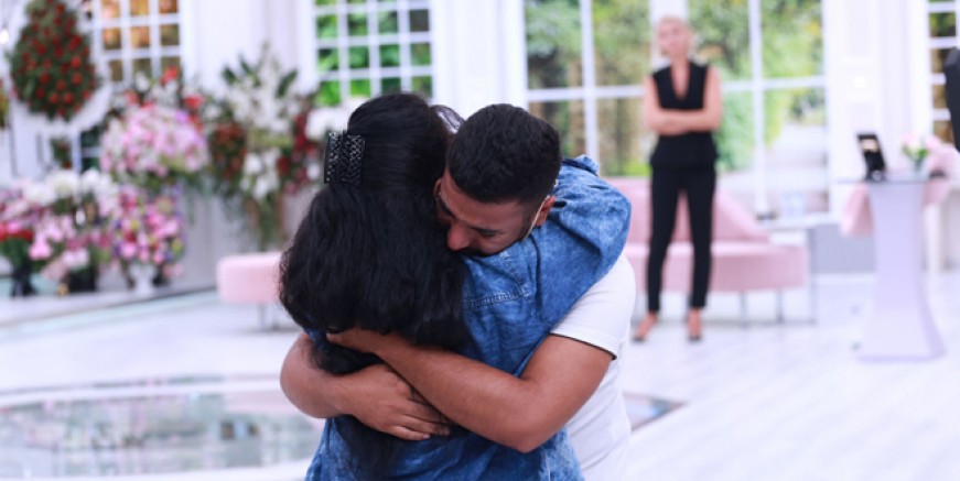 Esra Erol 18 yıllık hasreti bitirdi