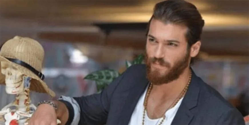Can Yaman Venedik’te ödül aldı