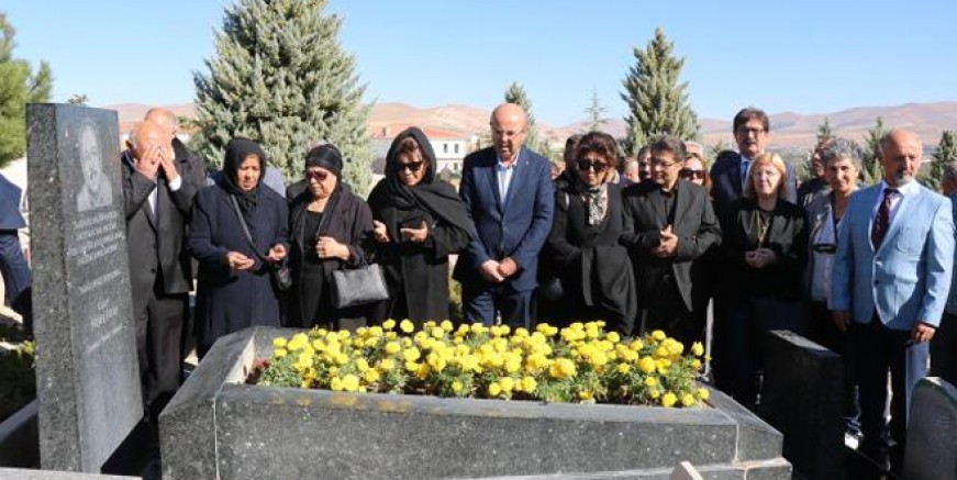 Neşet Ertaş ölümünün 10. yılında anıldı