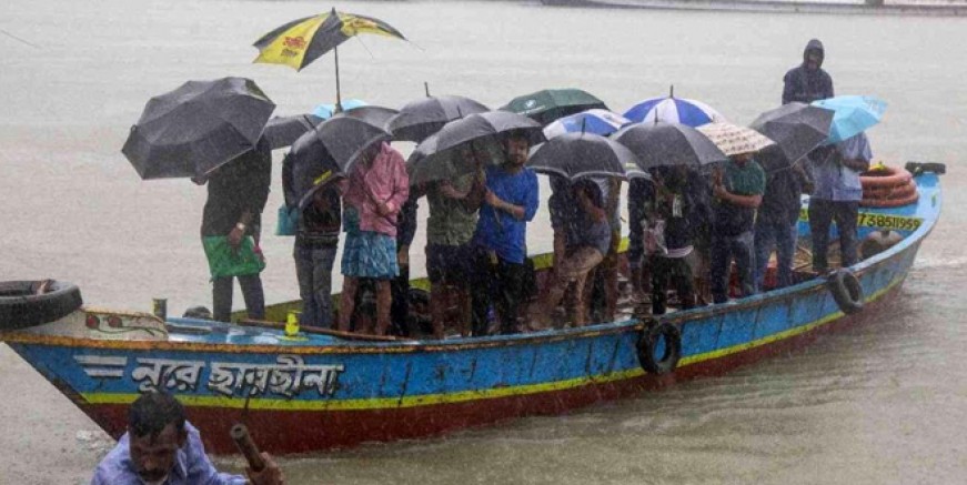 Sitrang Kasırgası Bangladeş’i vurdu: 16 ölü