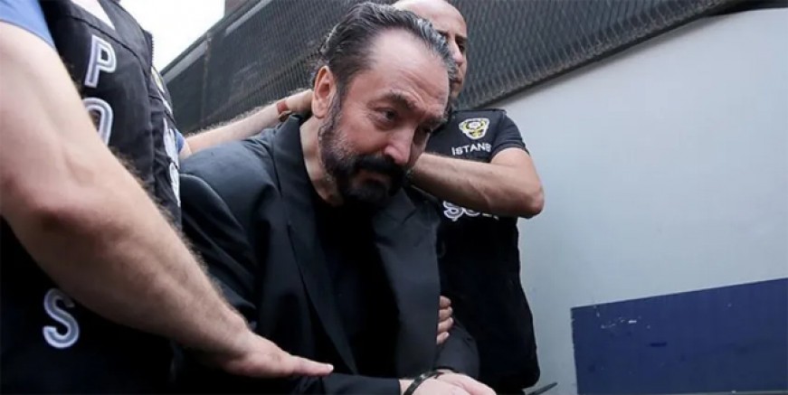 Adnan Oktar’a 891 yıl hapis cezası!