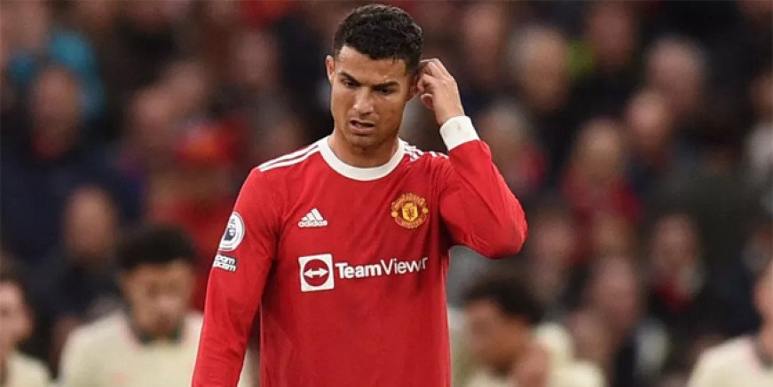 Manchester United Ronaldo’nun biletini kesti