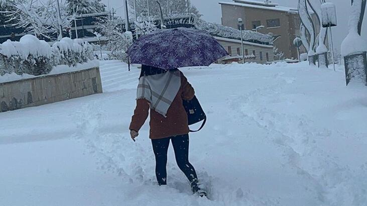 Kar esareti! Yollar kapandı, 50 santimetreye ulaştı