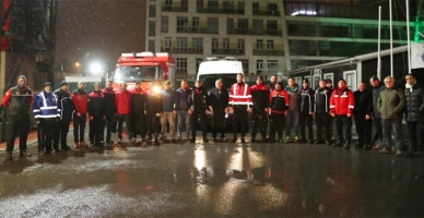 Kartal Belediyesi ekipleri depremde mucizeye imza attı