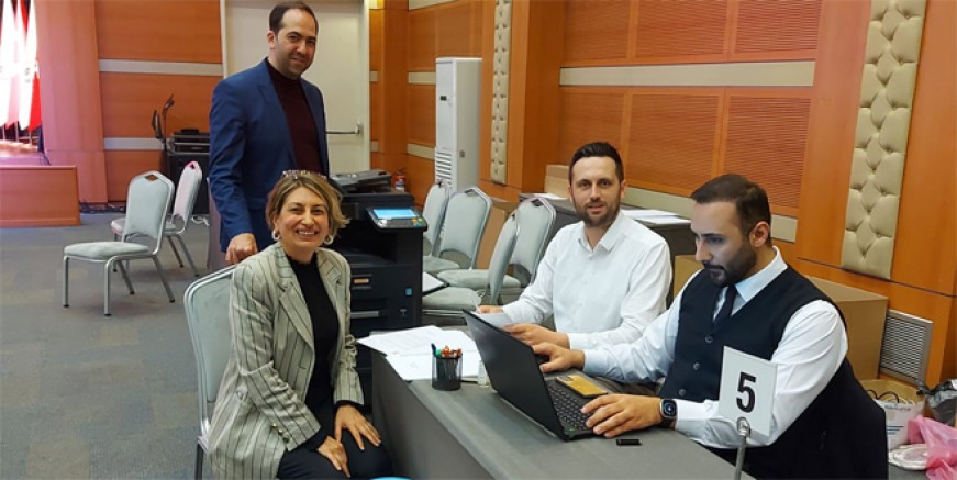 Elif Bulut Gezen TBMM yolunda