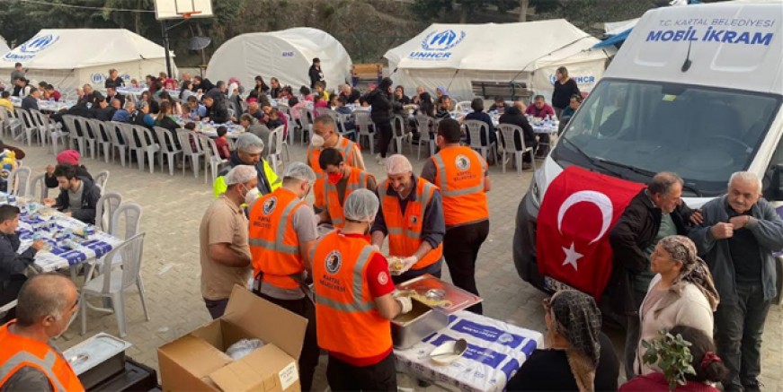 Kartal Belediyesi depremzedeleri Ramazan’da da unutmadı