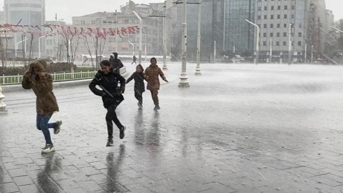 Meteoroloji’den 57 il için kuvvetli yağış uyarısı