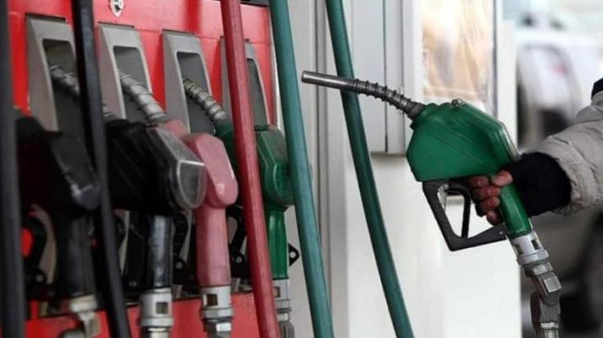 Benzinin ardından bir zam da motorine geliyor