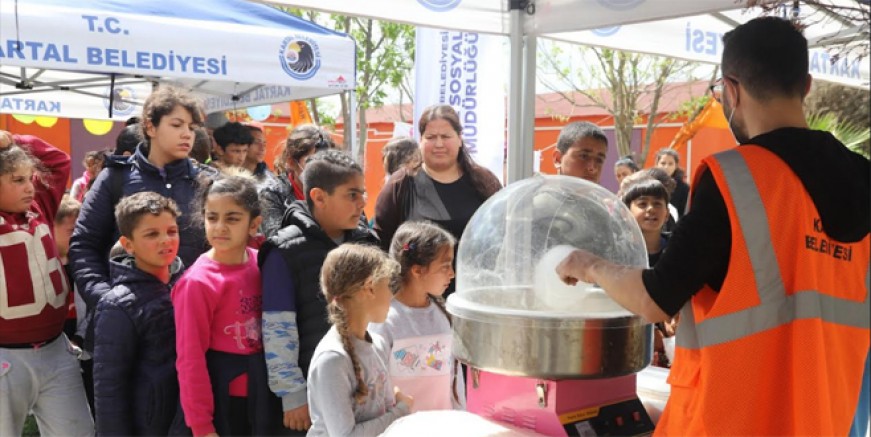 Kartal Belediyesi depremzede çocuklara umut oluyor