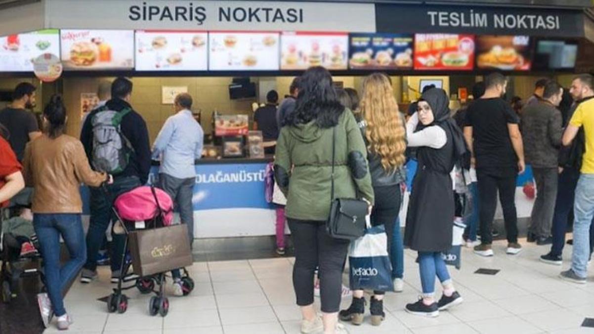 McDonald’s, ABD ofislerini kapattı!