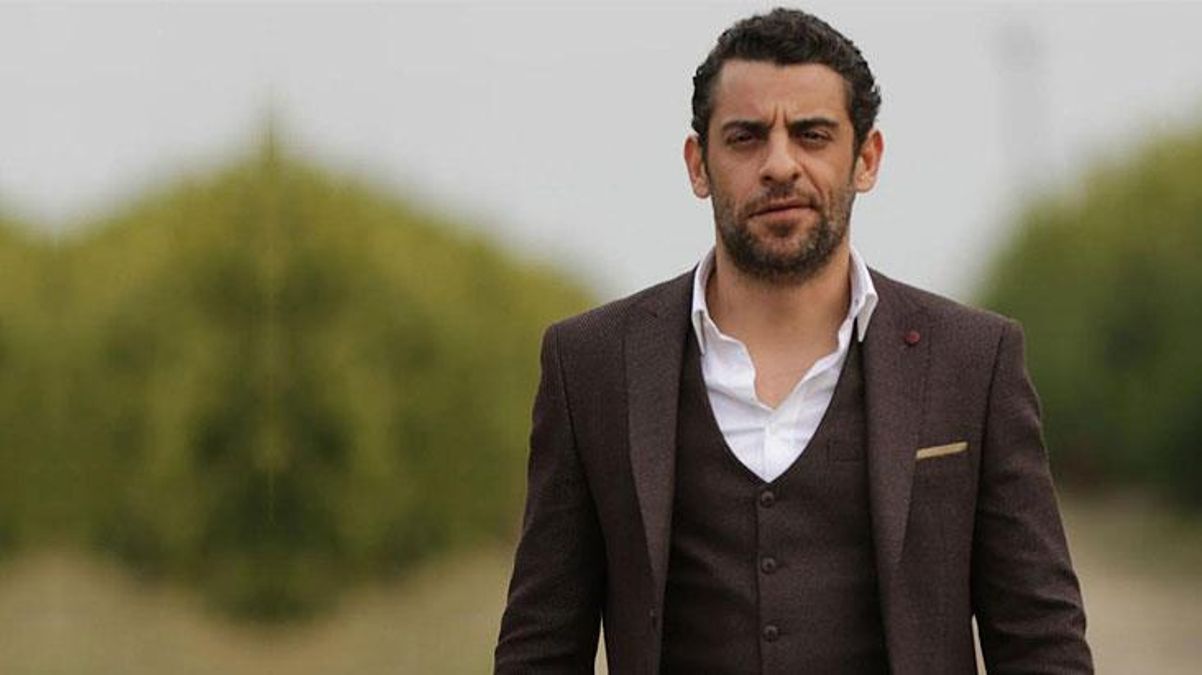 Dağhan Külegeç 7 yıllık sevgilisiyle evlendi