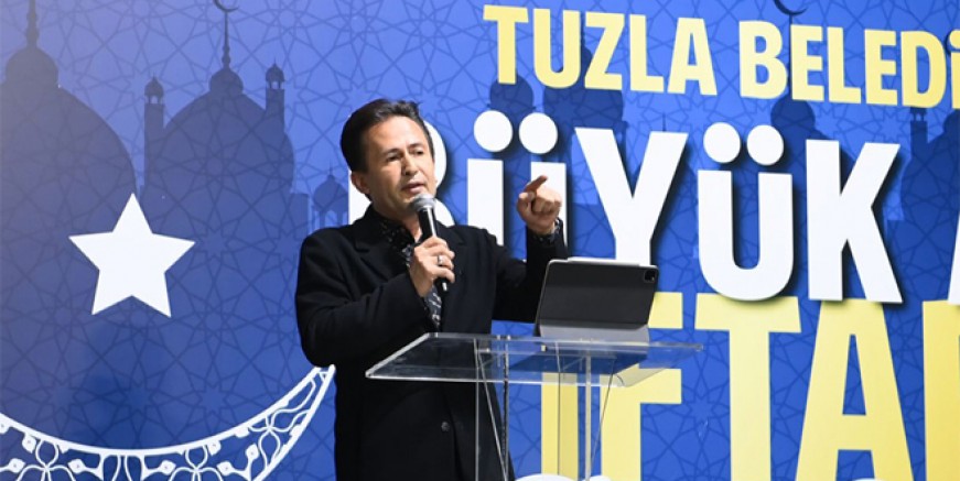 Şadi Yazıcı’dan Tuzla Belediyesi personeline bayram jesti