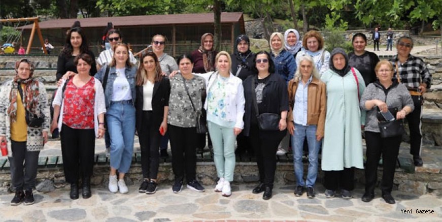 Kartallı kadınlar belediyenin faaliyetlerini yerinde inceledi