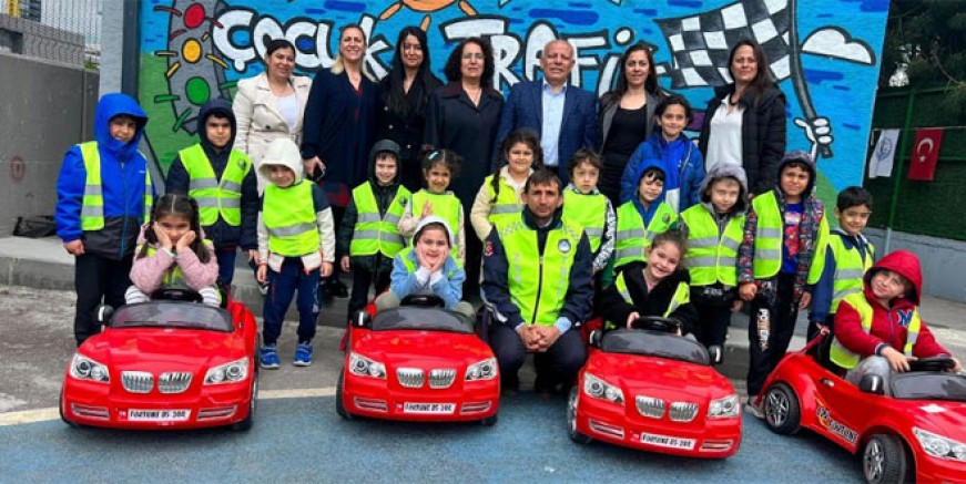 Kartallı minikler parkurda hünerlerini sergiledi