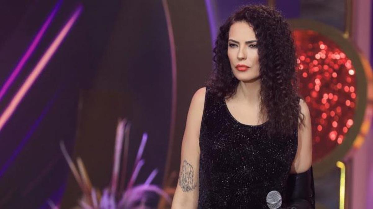 Yeşim Salkım Erdoğan’a oy verenlere hakaret etti