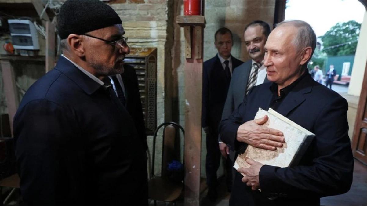 Putin’den Rusya’da cami ziyareti!