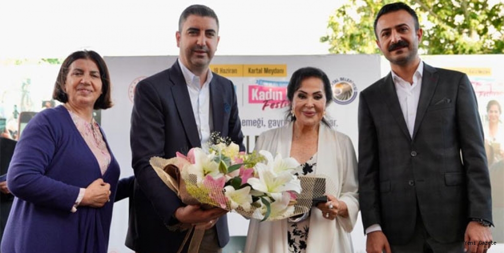 Türkan Şoray Kartallıların gönlüne bir kez daha taht kurdu