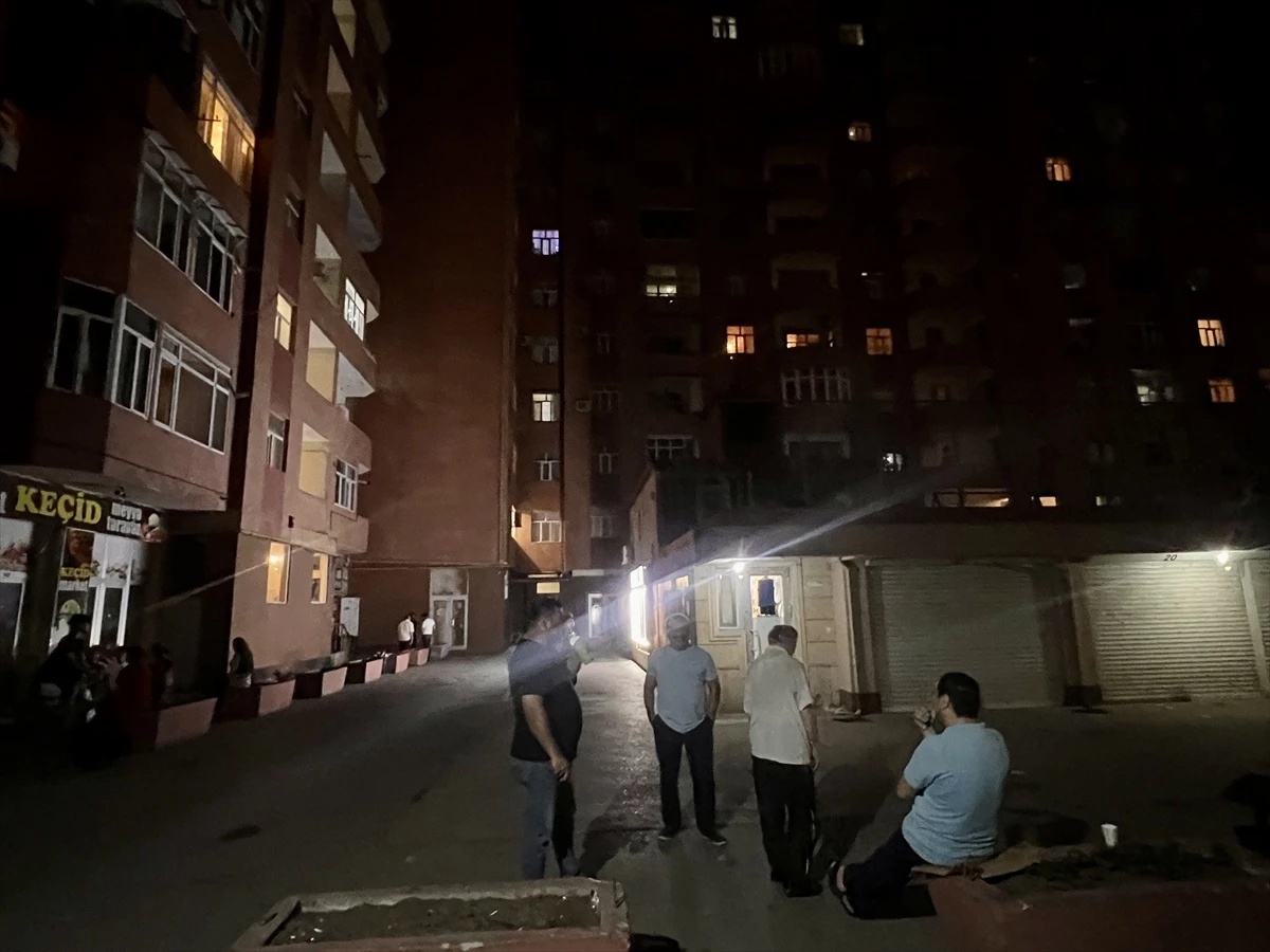 Azerbaycan’da 5,7 büyüklüğünde deprem