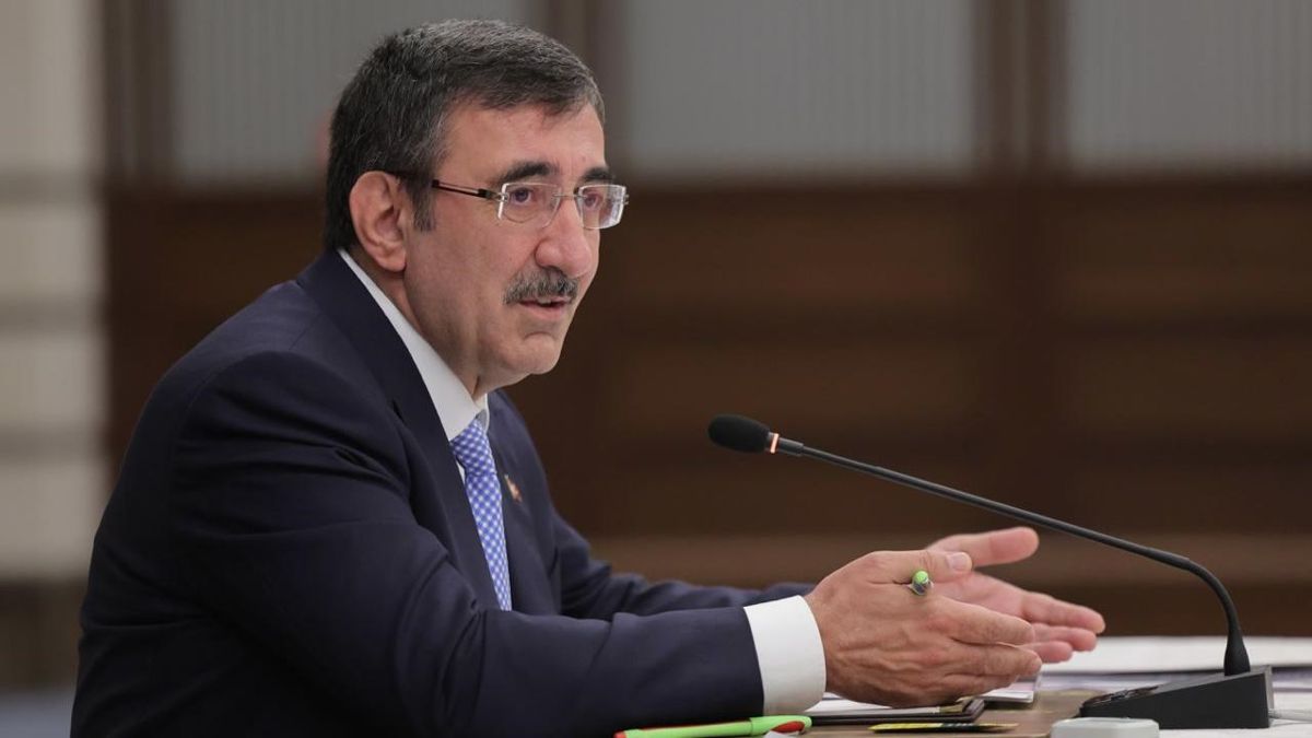 Cevdet Yılmaz’dan yüksek vergilerin altında ezilen vatandaşı rahatlatan sözler: Yıl sonuna kadar vergi artırımı yok