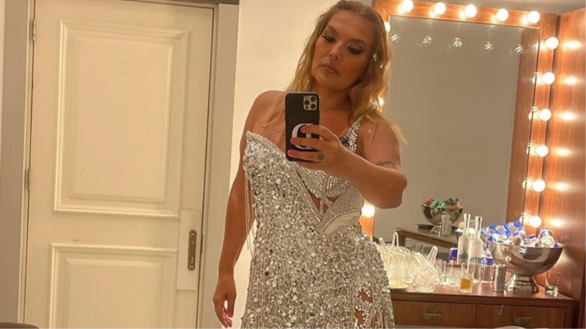 Demet Akalın ağzını fena bozdu!