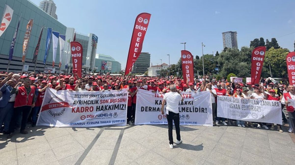 GENEL-İŞ üyeleri İstanbul belediyelerinde iş bıraktı!