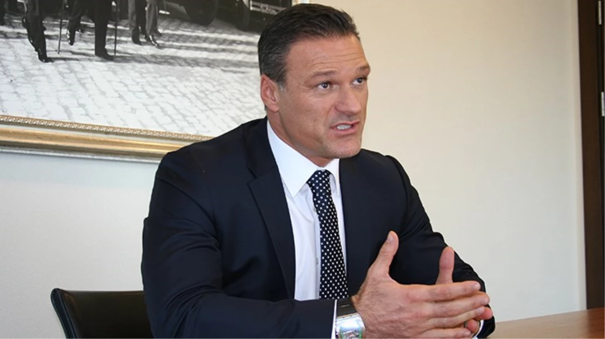 Alpay Özalan’ın danışmanından zehir zemberek istifa!